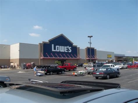 Lowe's london ky - Find a Lowe’s store near you and start shopping for appliances, tools, paint, home décor, flooring and more. 